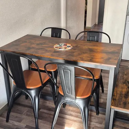Capri Bali C51, T4 Bien Equipe, Clim, Parking Petite Vue Apartment