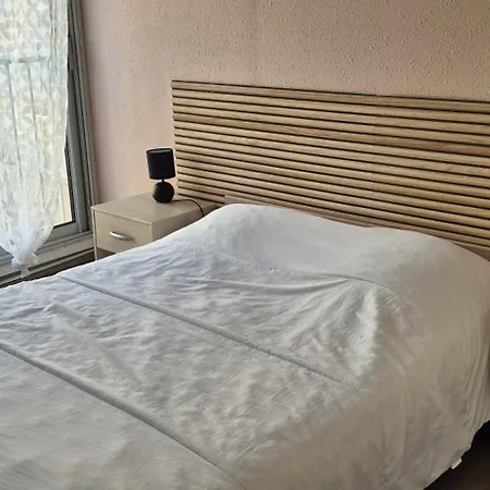 Capri Bali C51, T4 Bien Equipe, Clim, Parking Petite Vue Apartmán