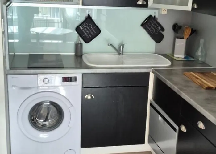 Capri Bali C51, T4 Bien Equipe, Clim, Parking Petite Vue Apartment *