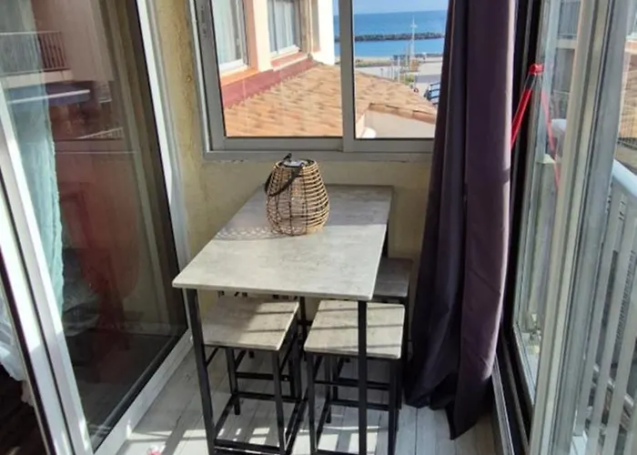 Apartment Capri Bali C51, T4 Bien Equipe, Clim, Parking Petite Vue Agde