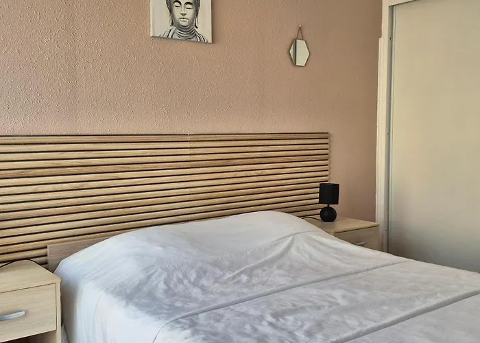 Apartment Capri Bali C51, T4 Bien Equipe, Clim, Parking Petite Vue Agde